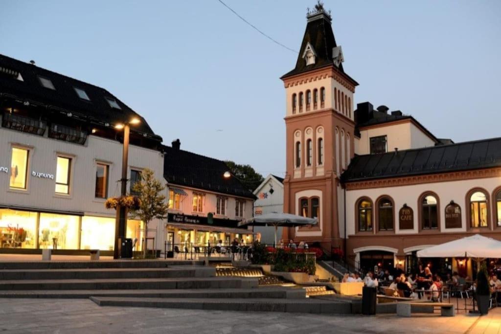 Sjarmerende Leilighet I Hjerte Av Tonsberg By 外观 照片